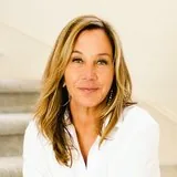 Stephanie Piccirelli
